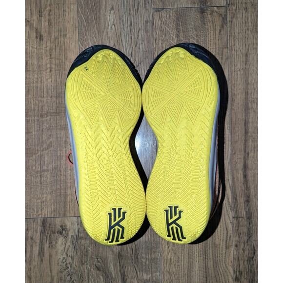 Nike Kyrie Flytrap 6‎ Orange Trance Yellow Strike Mens Size 9 DM1125-800